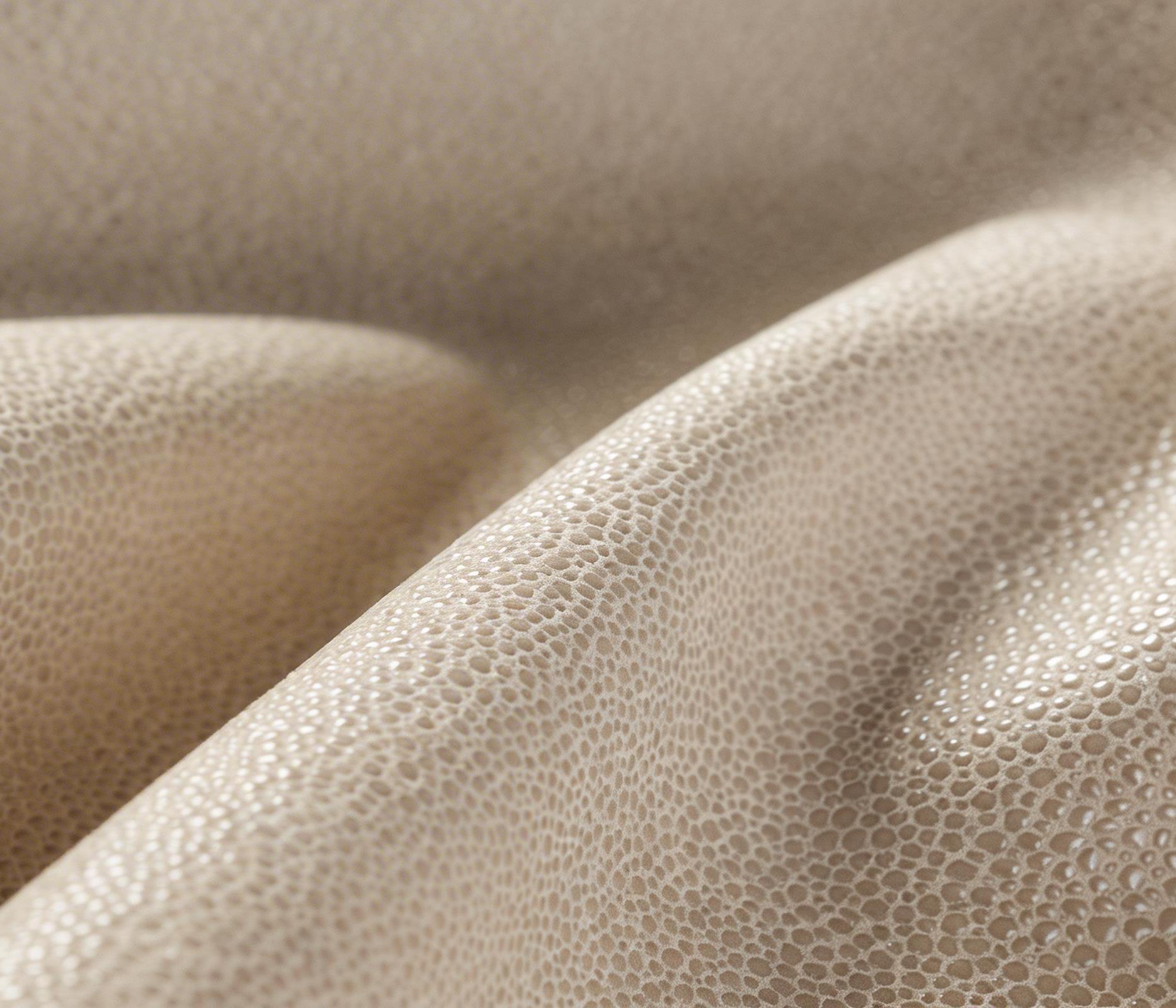 A classic leather tone engineered for comfort-driven and high-end spaces.